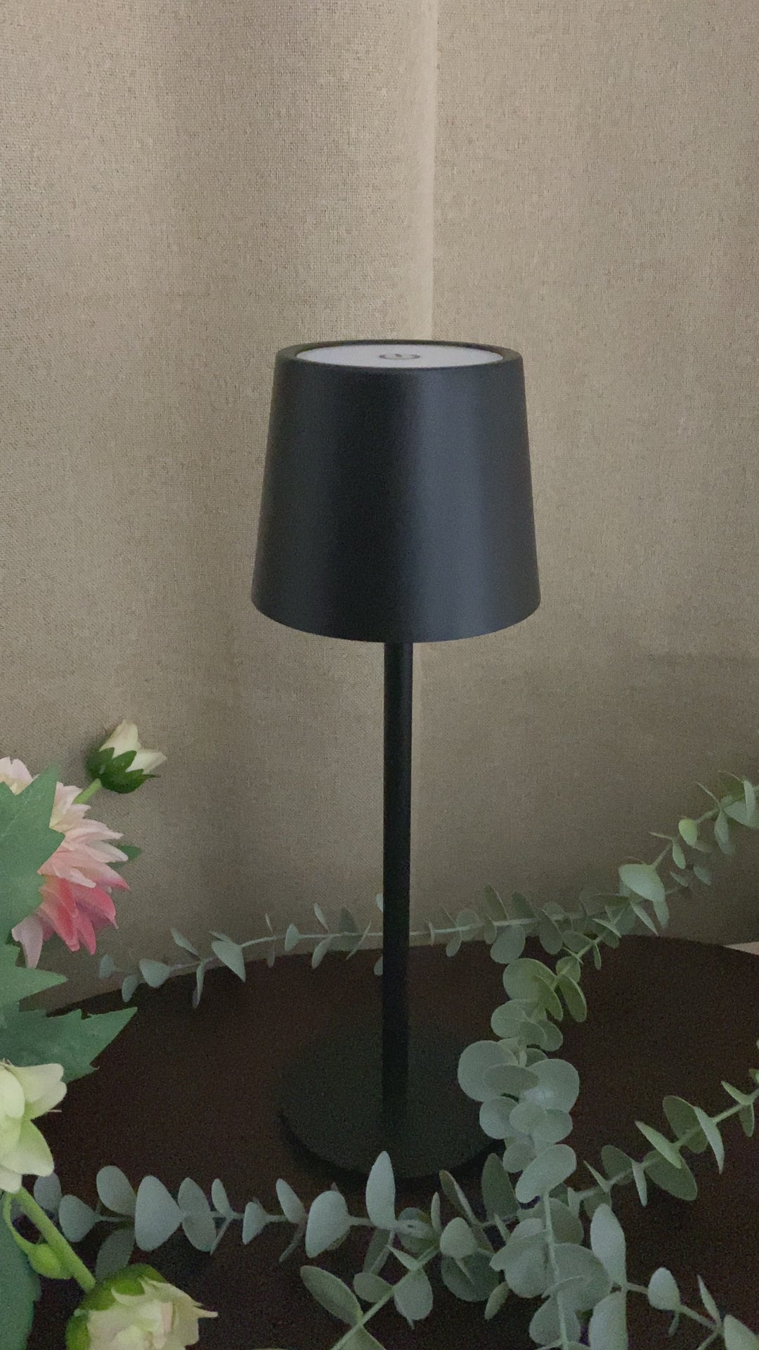 Bordlampe med touch i sort 27,5 cm