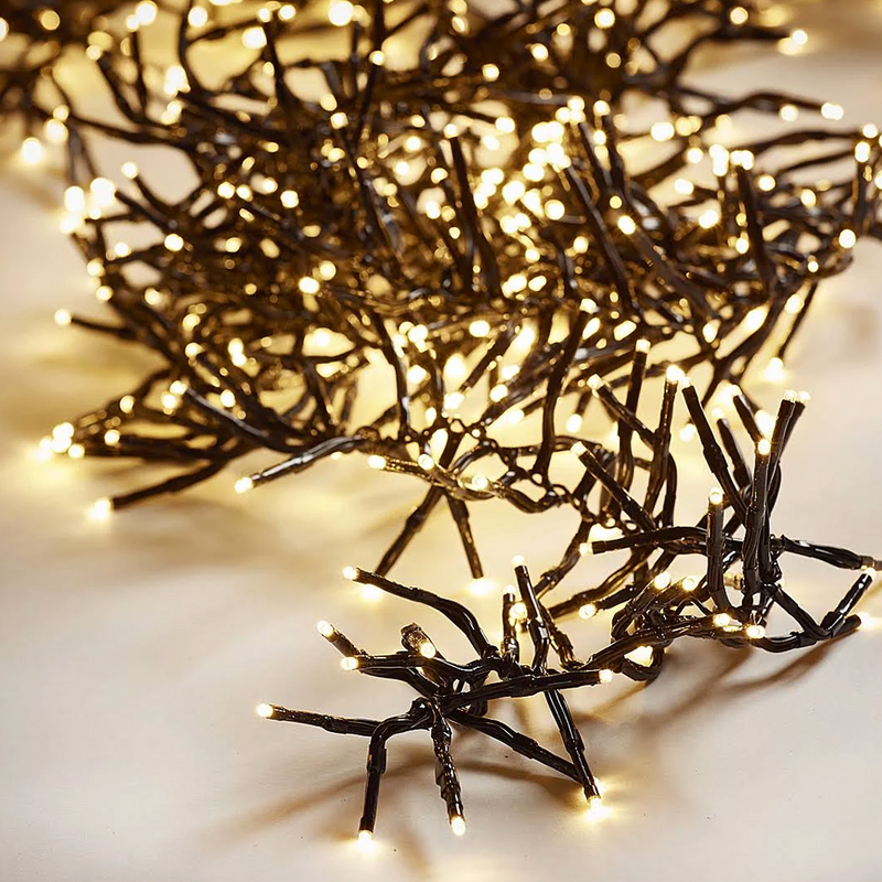 Conzept – Weihnachts-Cluster-Lichterkette mit Fernbedienungsfunktion – 768 LEDs
