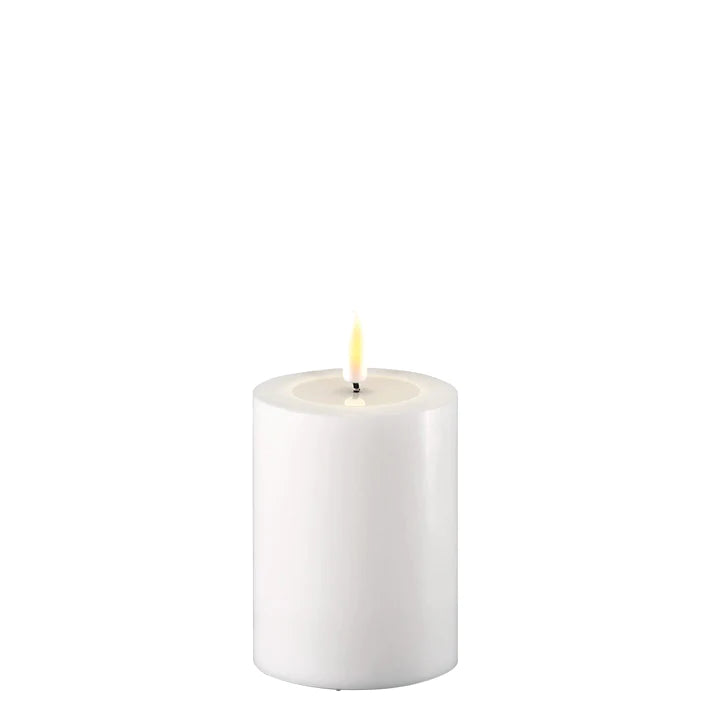 Conzept Electric - Bloklys 3D flamme Ø7,5x10 cm hvid - med remote function